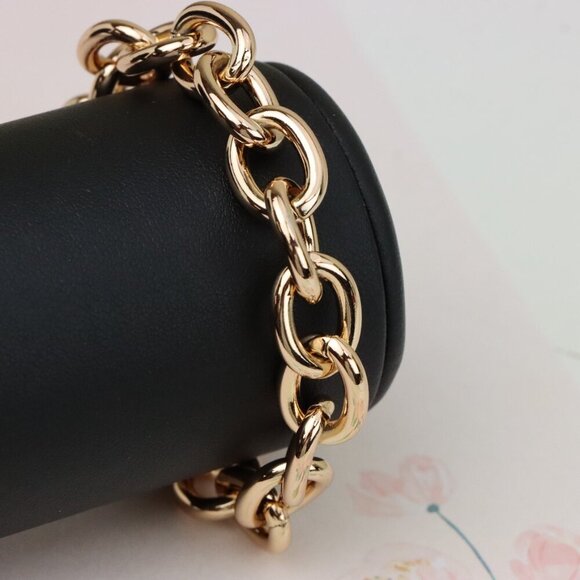"Bold Oval Link Rose Gold Bracelet in High Quality Gold Plated Brass,XPBL0992 - Picture 1 of 12